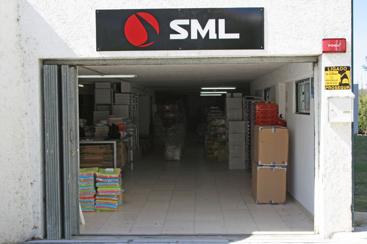 Entrada dos escritórios/armazem da SML